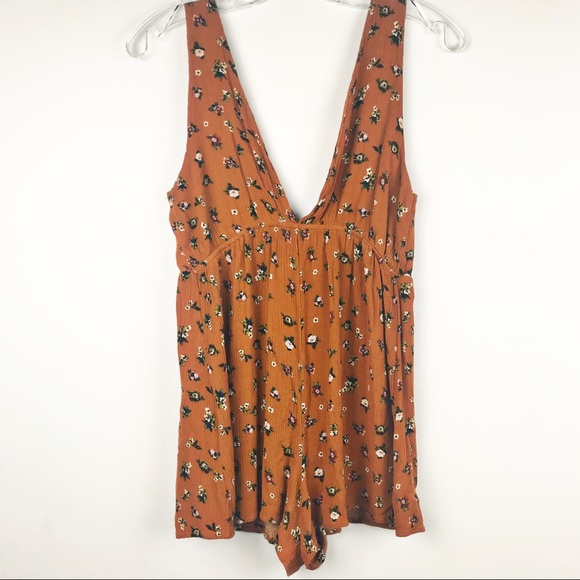 Free People Pants - Free People women's XS floral romper mini shorts